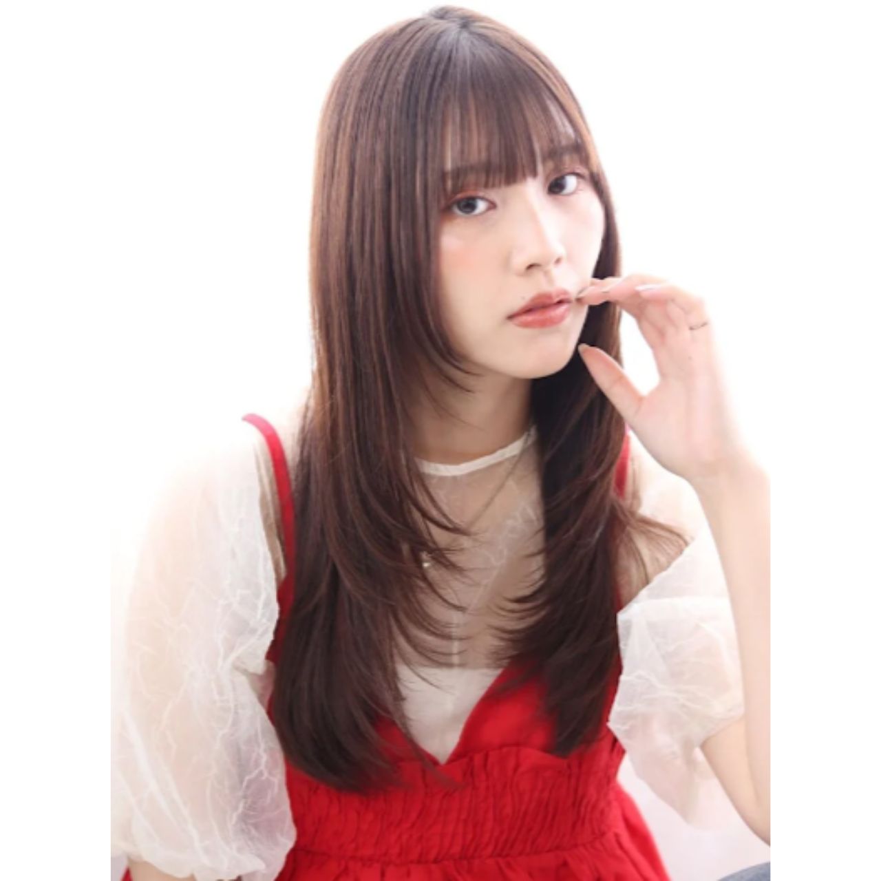 30代女性の痛くないぱっつんコーディネート例