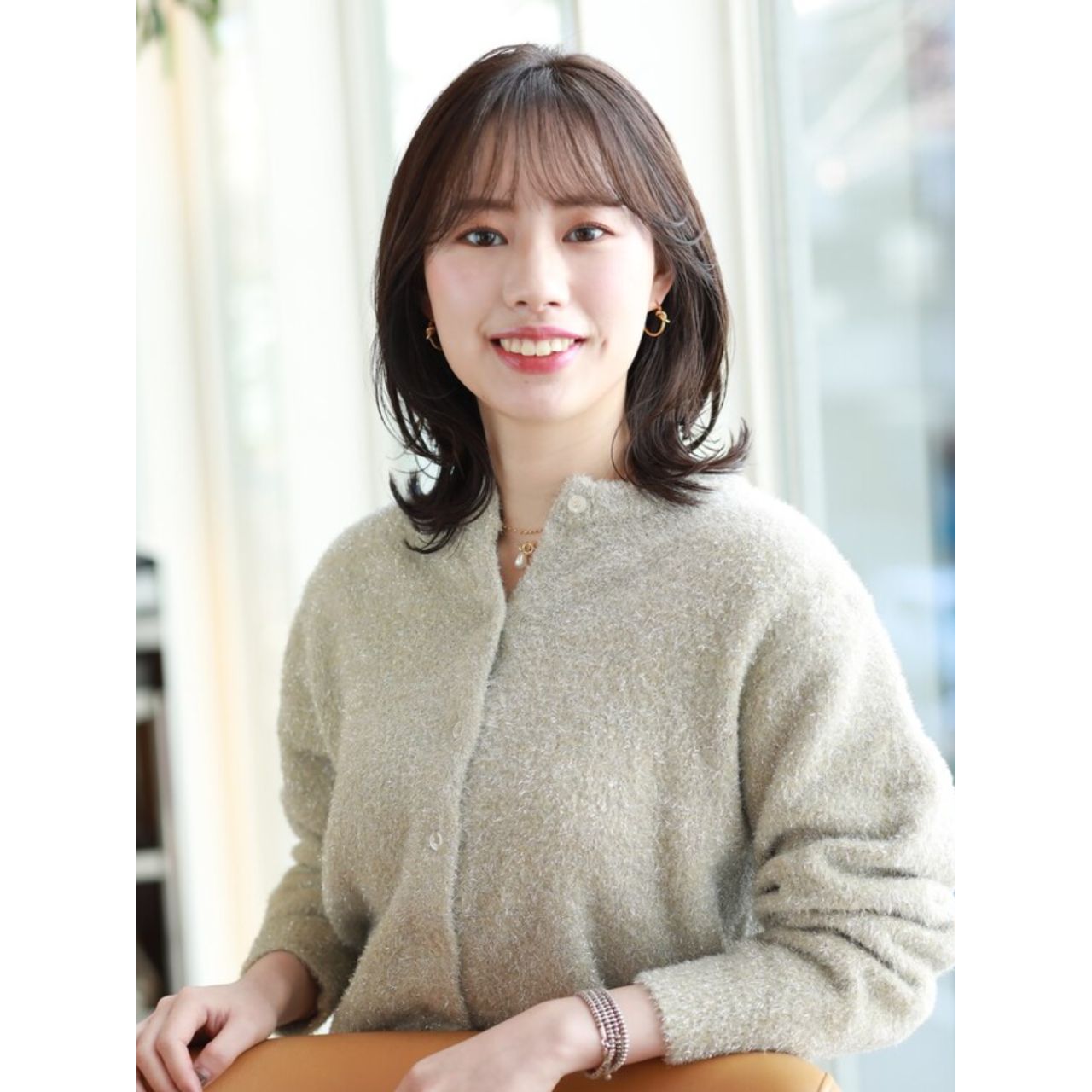 30代女性の痛くない巻き髪コーディネート例