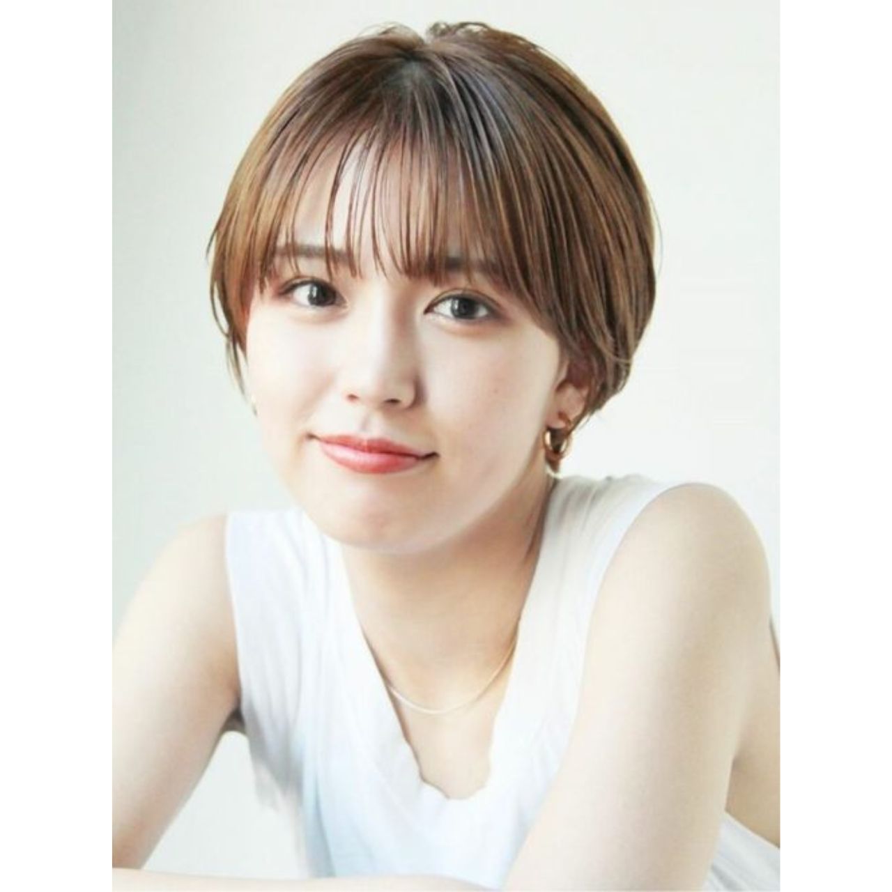 30代女性の痛くない前髪ありのコーディネート例