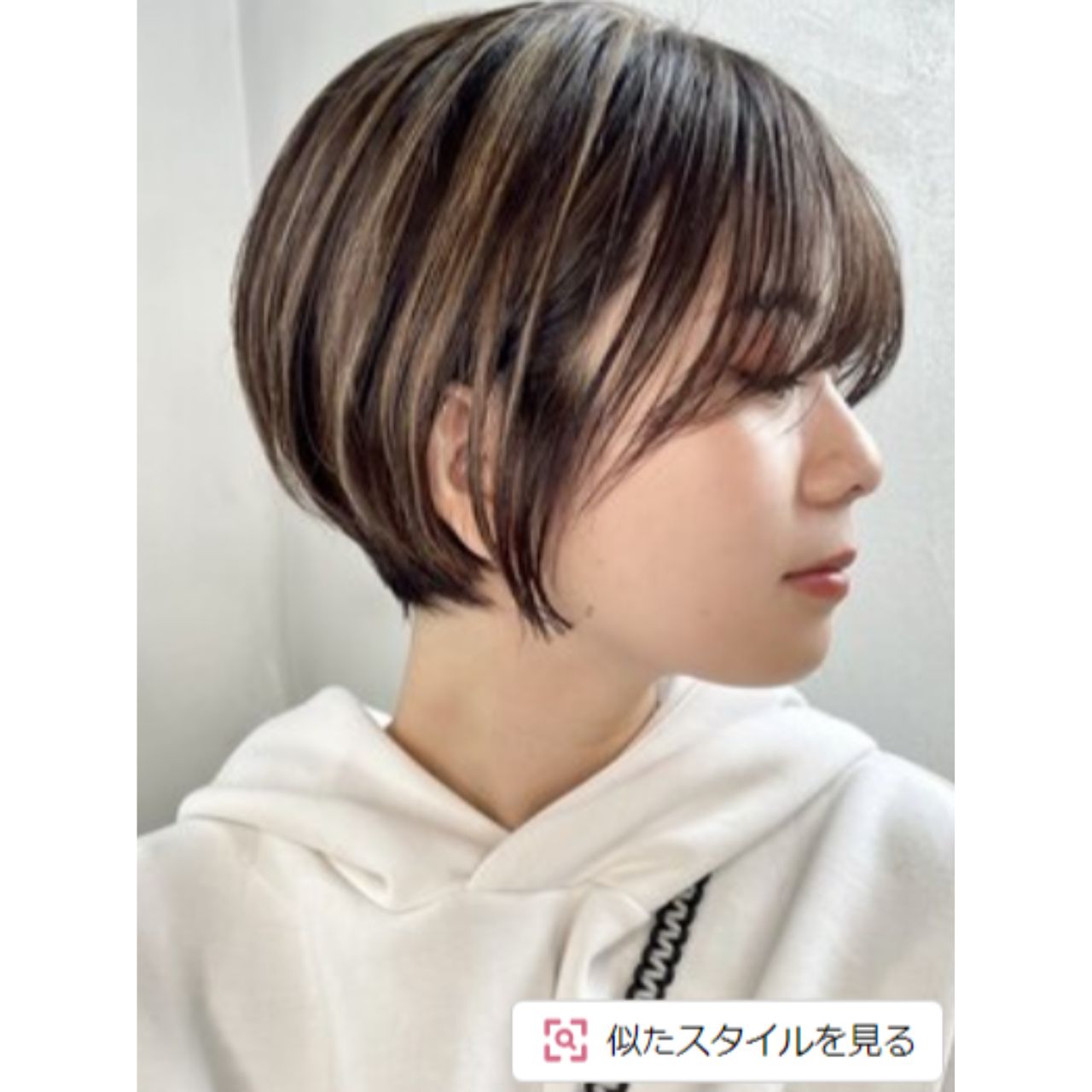 30代女性の痛くないメッシュのコーディネート例