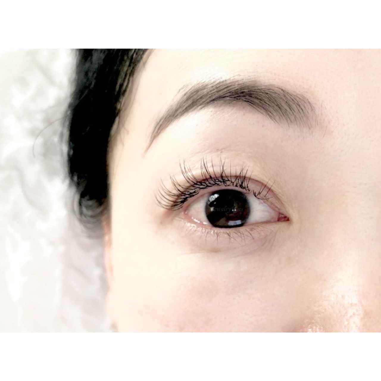 40代女性の痛くないマツエクのコーディネート例