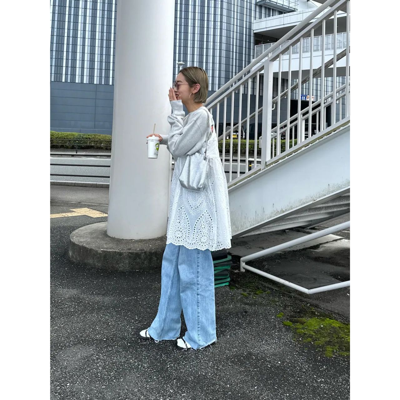 40代のキャミソールの痛くないコーディネート例