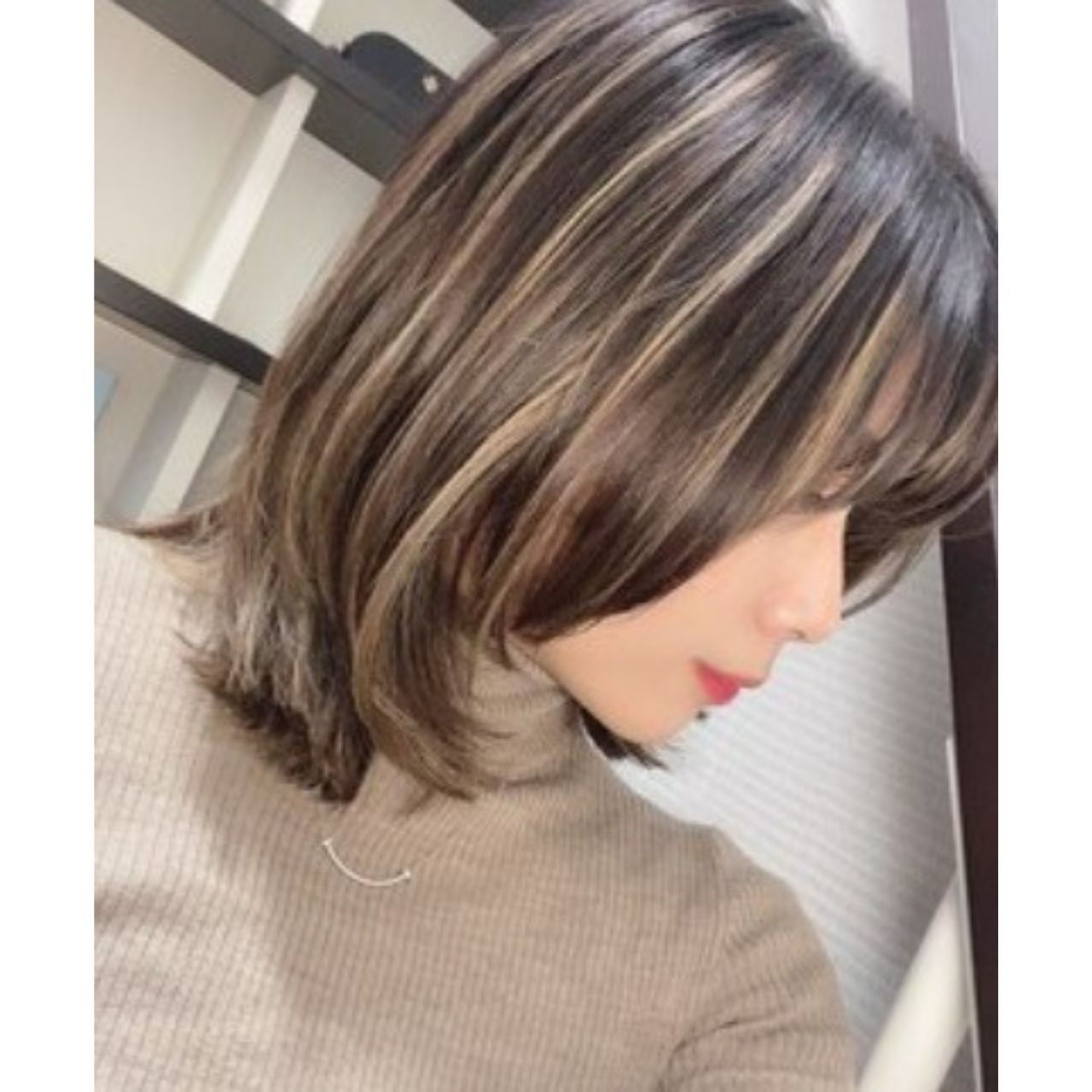 40代女性の痛くないメッシュのコーディネート例