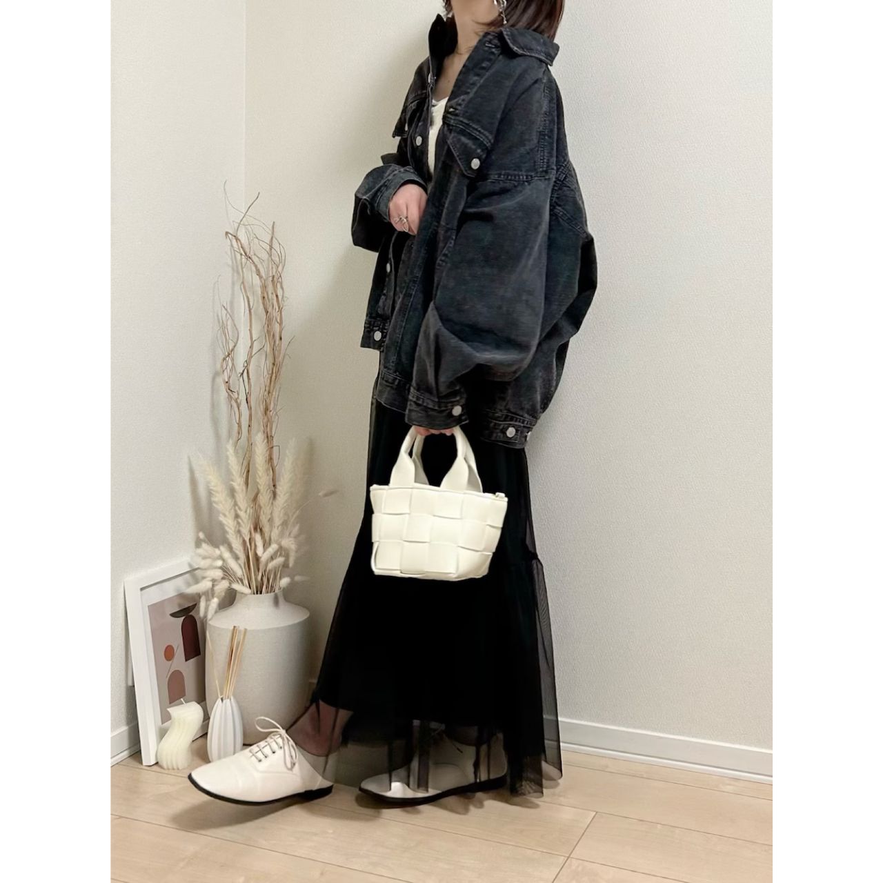 40代女性の痛くないティアードスカートのコーディネート例