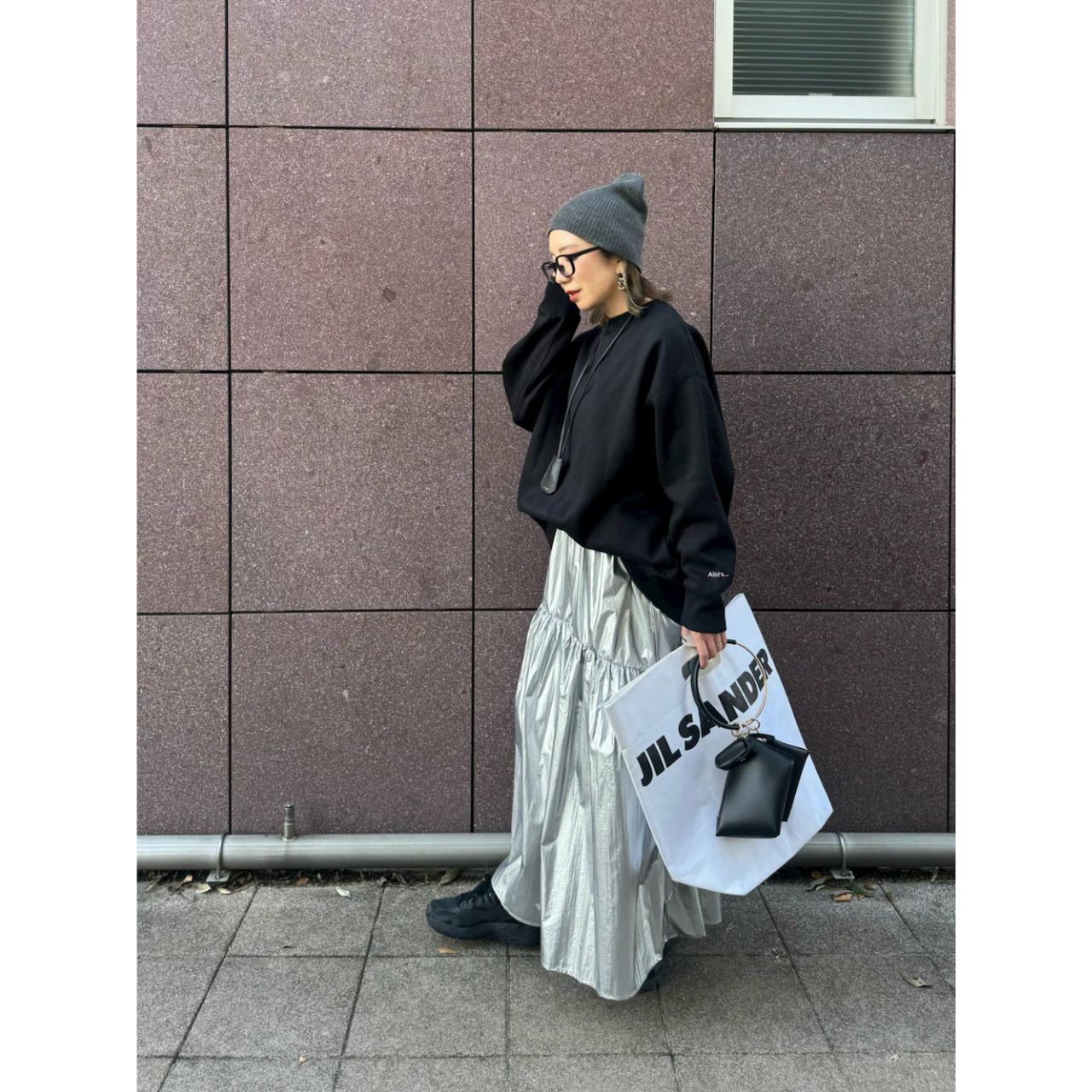 40代女性の痛くないティアードスカートのコーディネート例