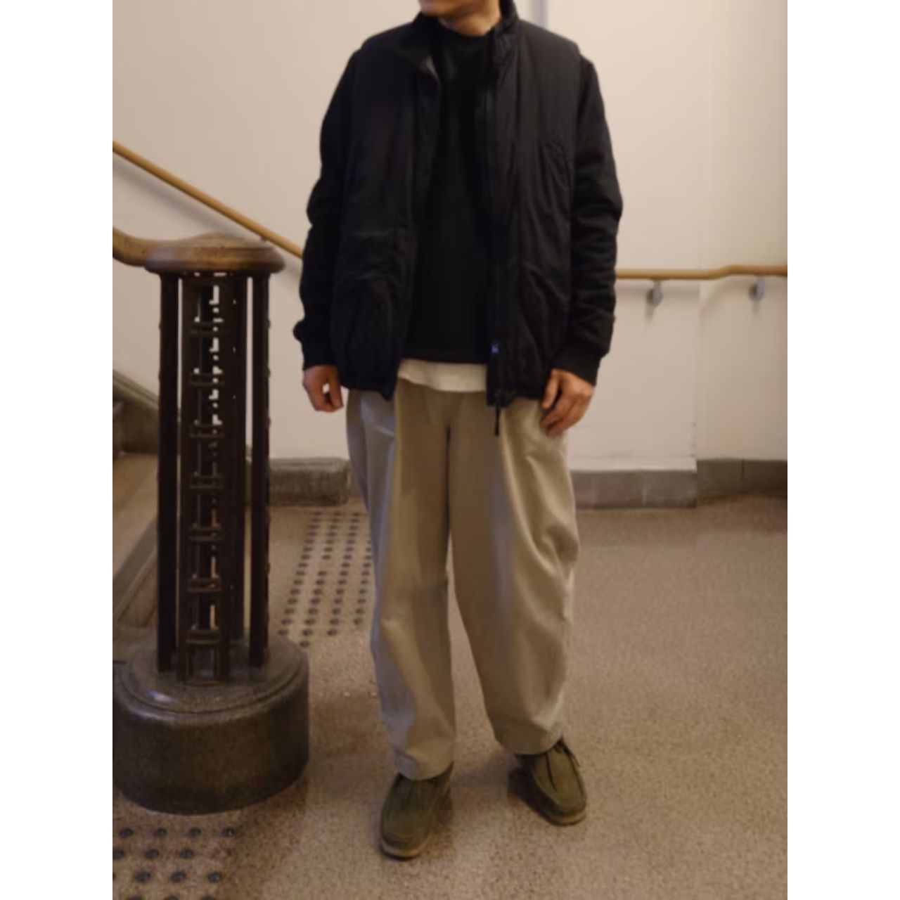 40代メンズ男性の痛くないワイドパンツのコーディネート例
