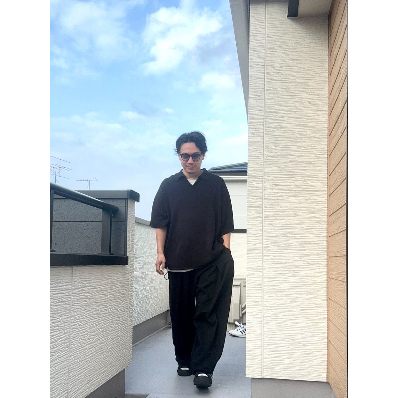 40代メンズ男性の痛くないワイドパンツのコーディネート例