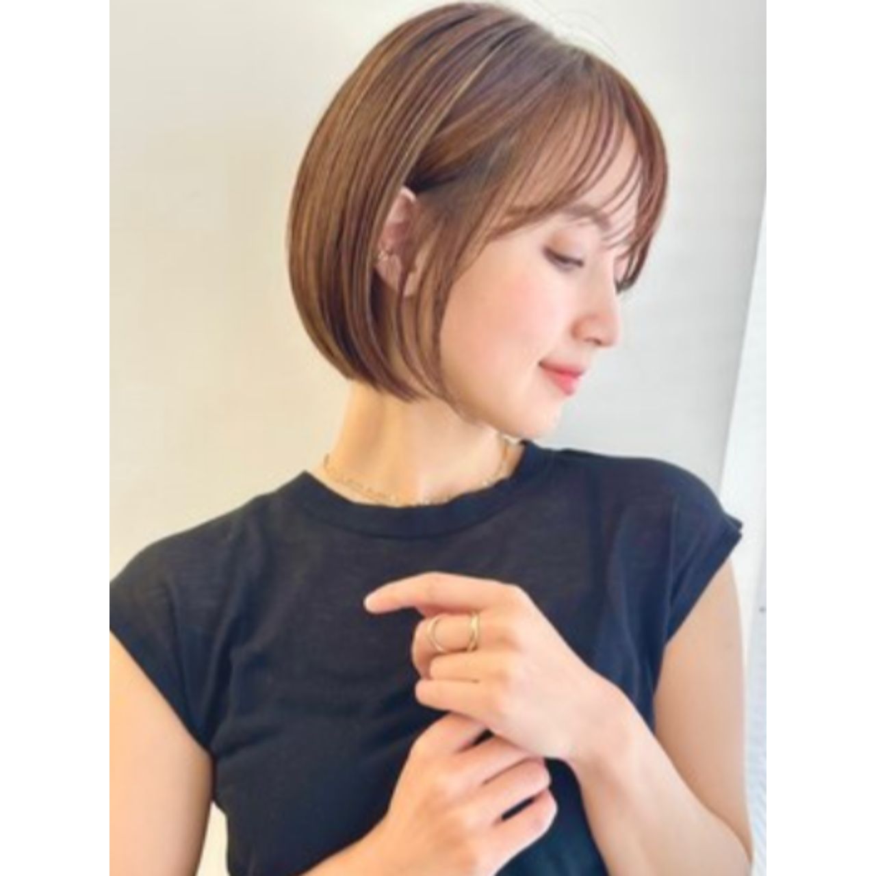 40代女性の痛くない前髪ありのコーディネート例