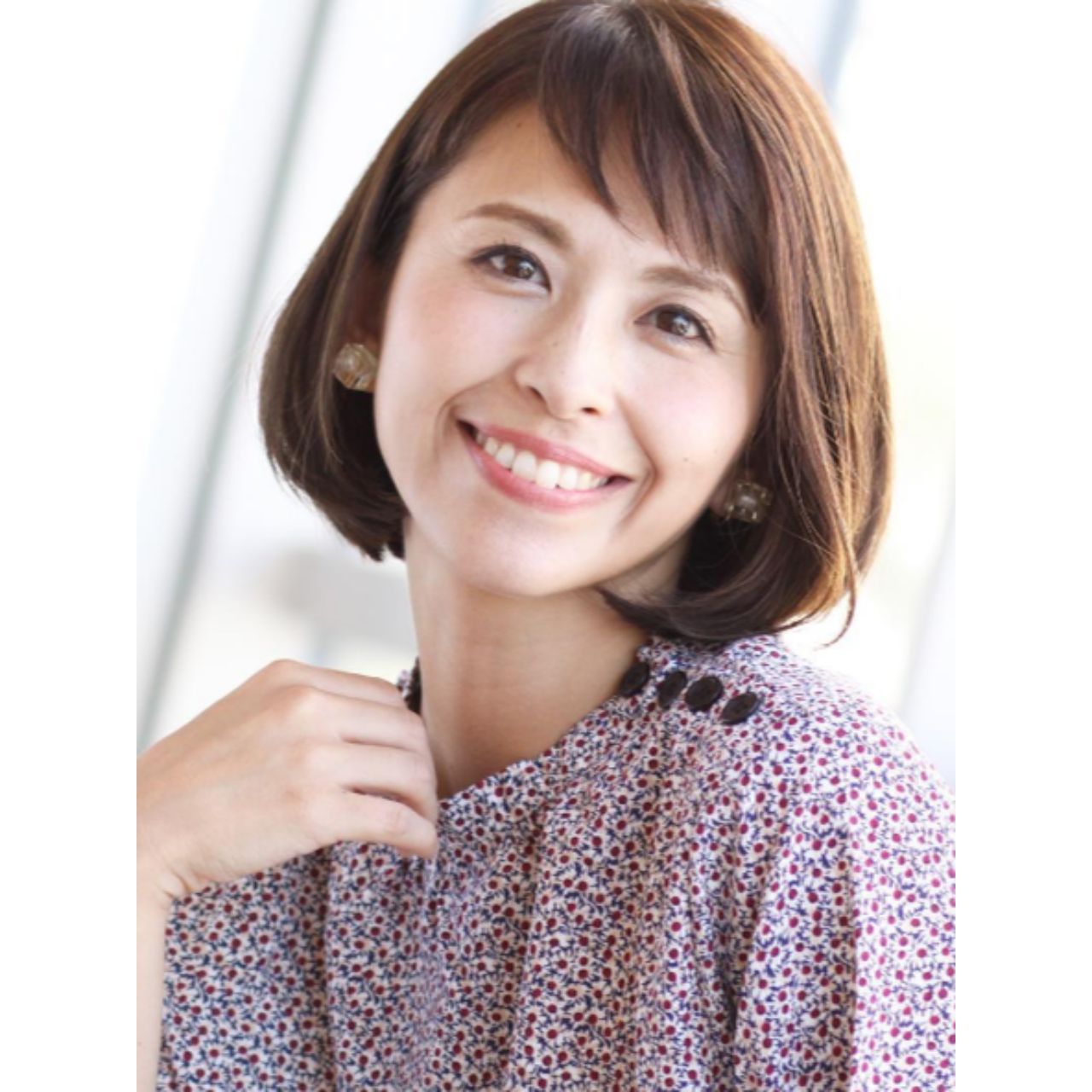 50代女性の痛くない前髪ありのコーディネート例