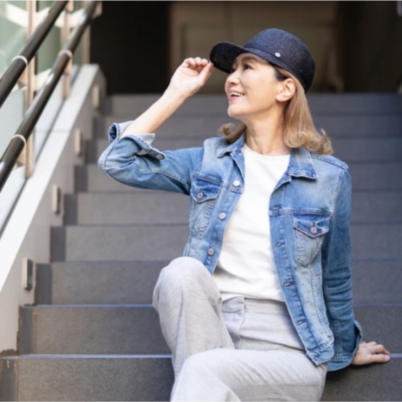 50代女性の痛くないキャップのコーディネート例