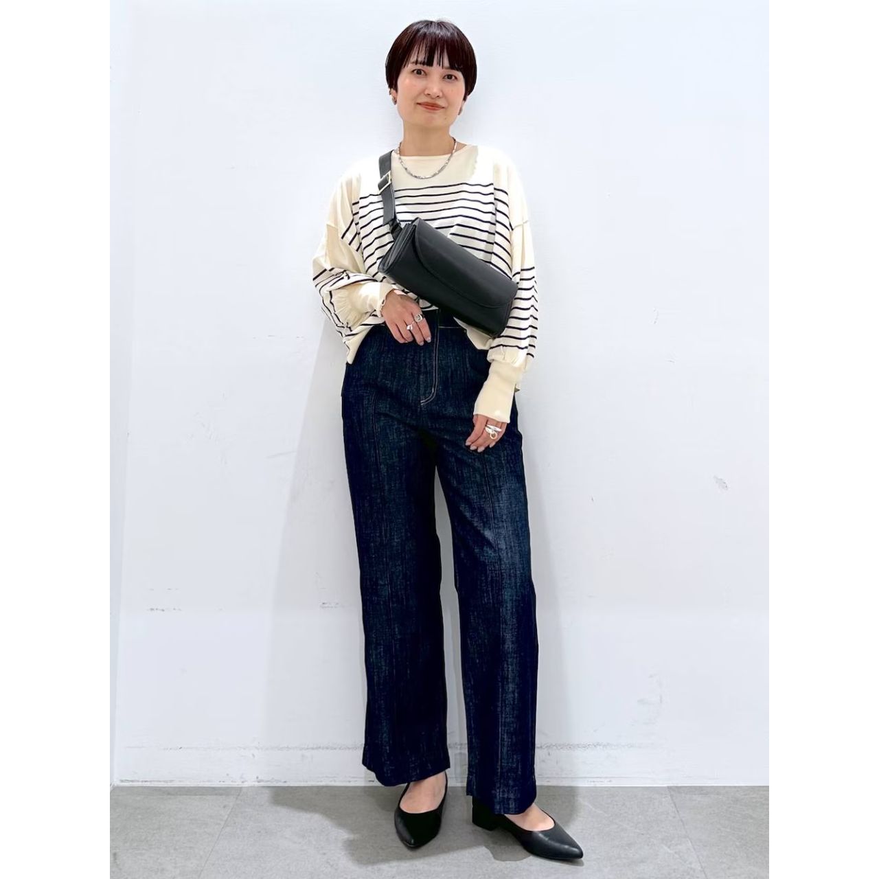 50代女性の痛くないジーンズのコーディネート例