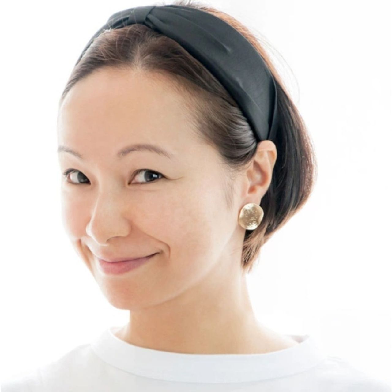 50代女性の痛くないカチューシャのコーディネート例