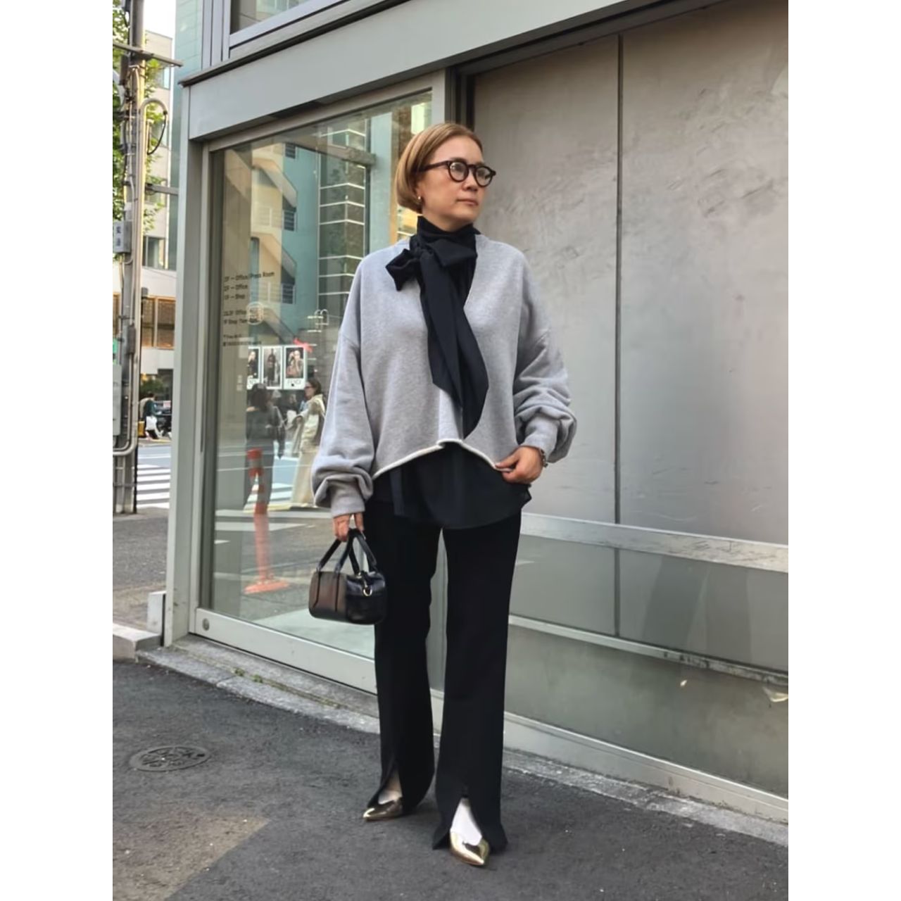 50代女性の痛くないリボンのコーディネート例